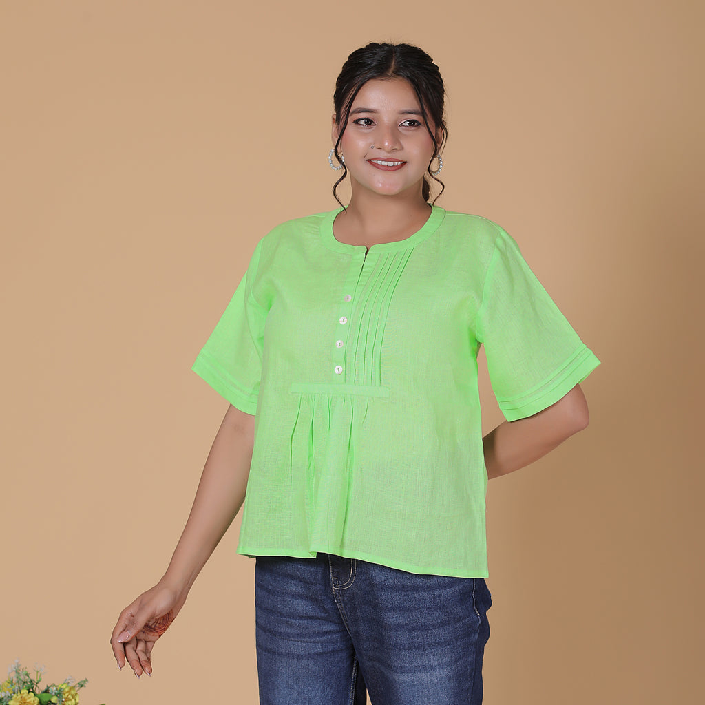 PLEATED YOKE TOP