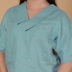 POLISHED V-NECK TOP