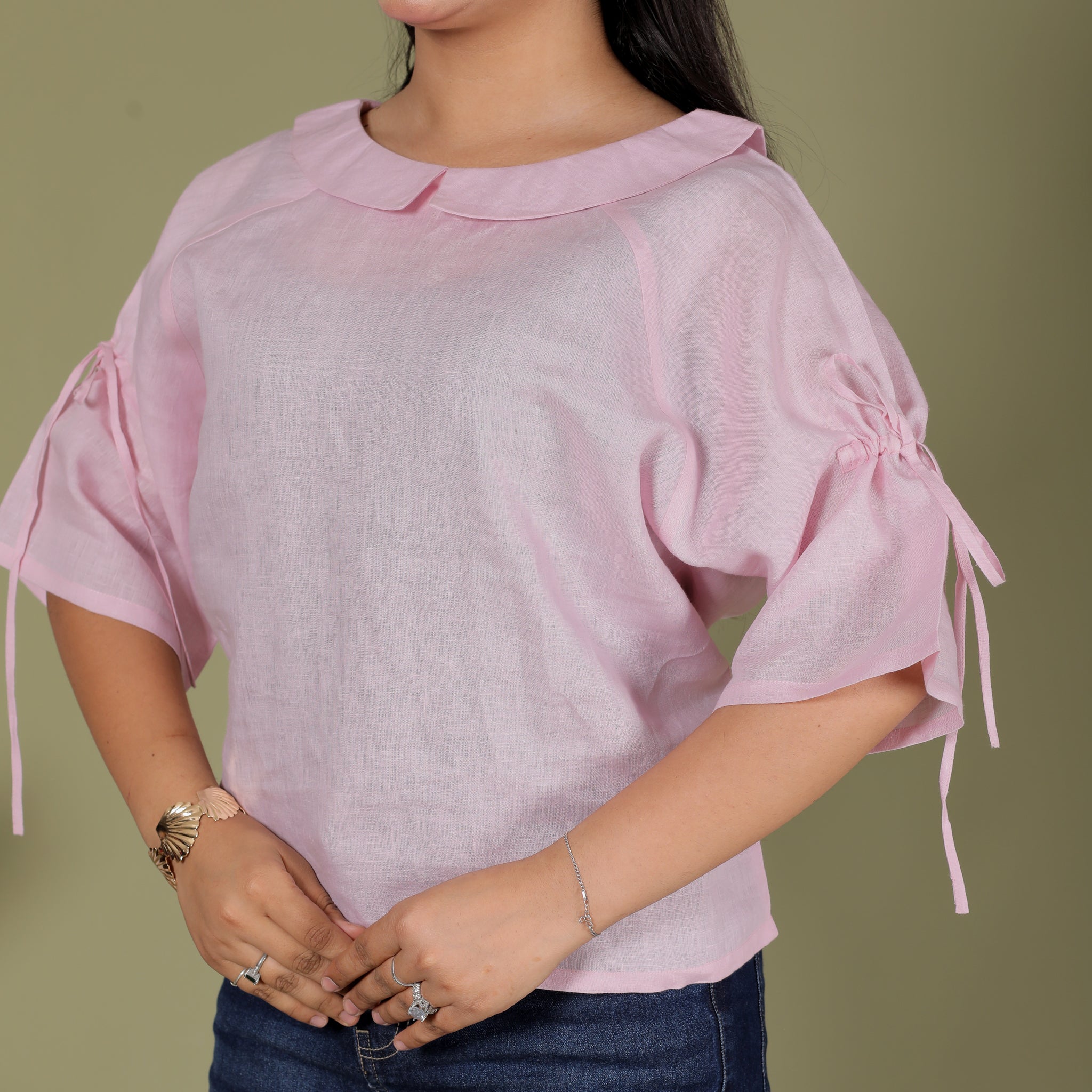 PETER PAN COLLAR TOP