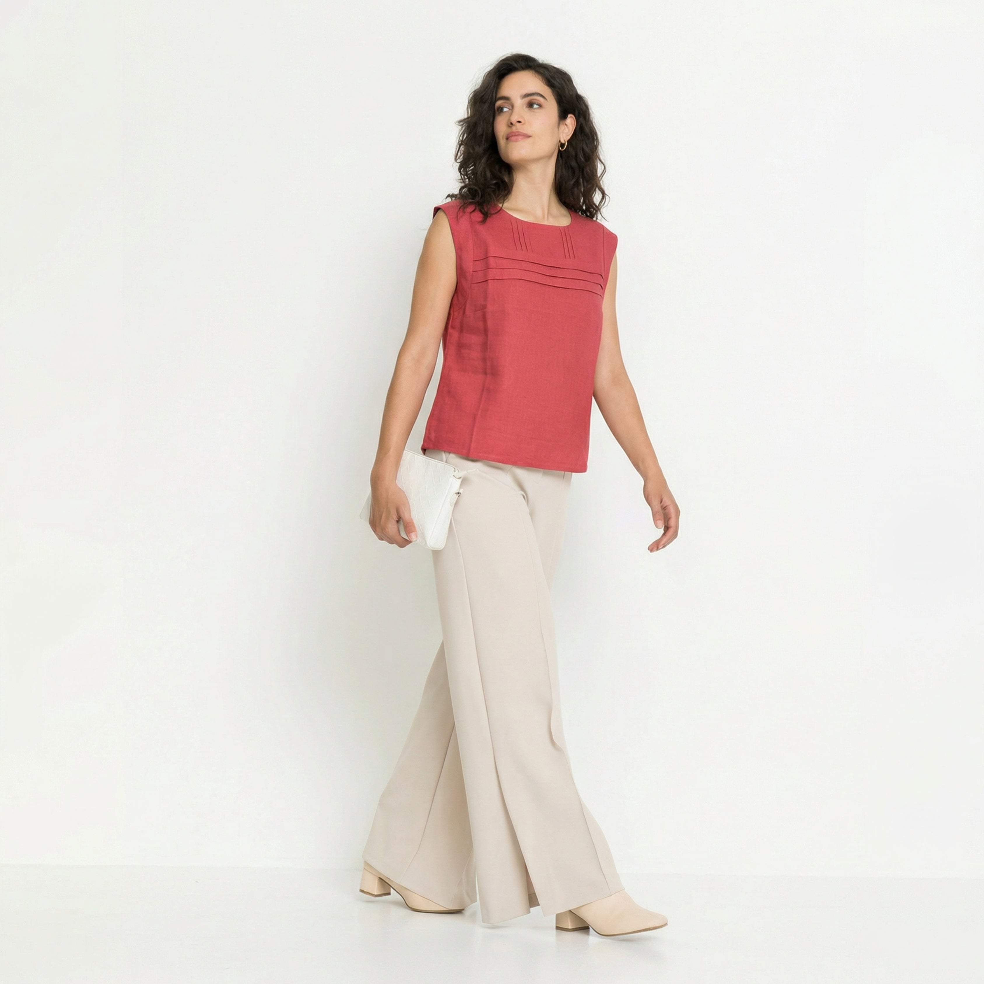 PREMIUM LINEN SLEEVLESS PLEATED TOP