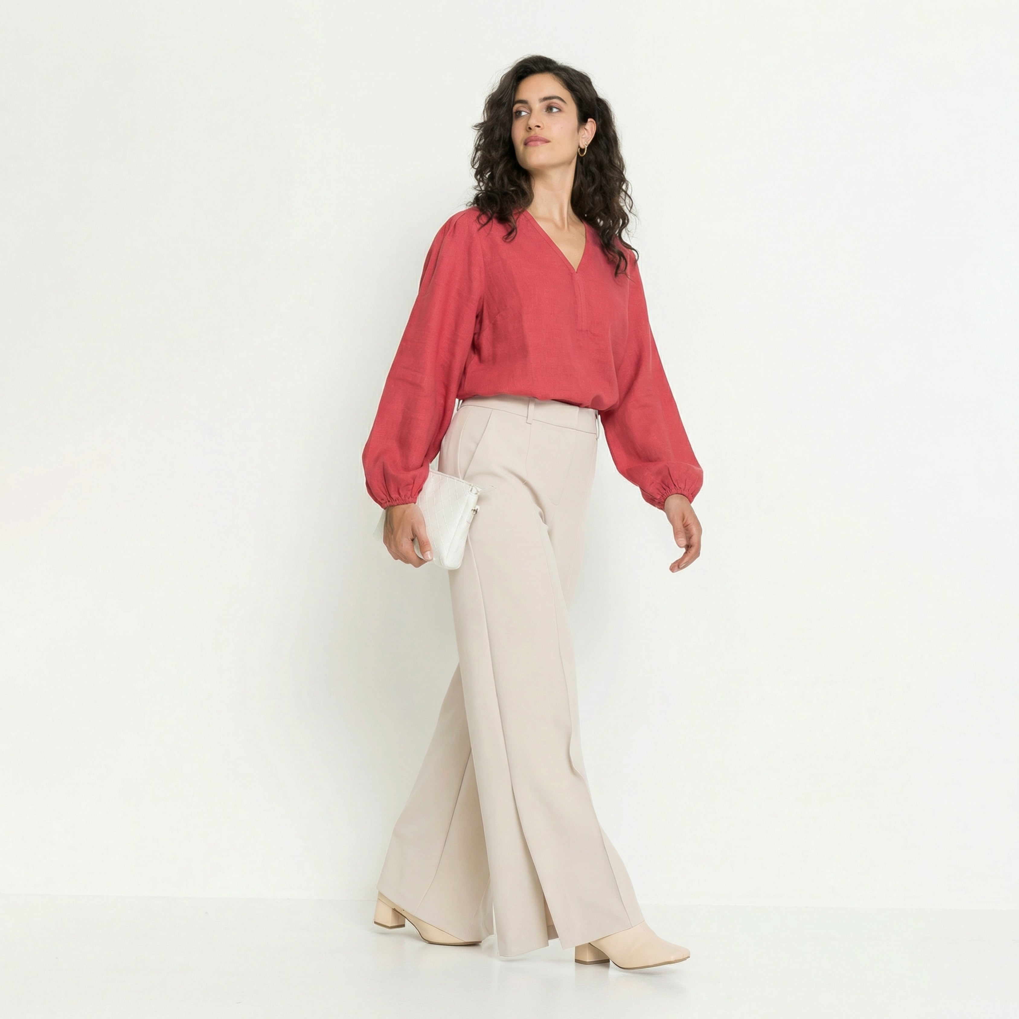 PREMIUM LINEN V-NECK TOP