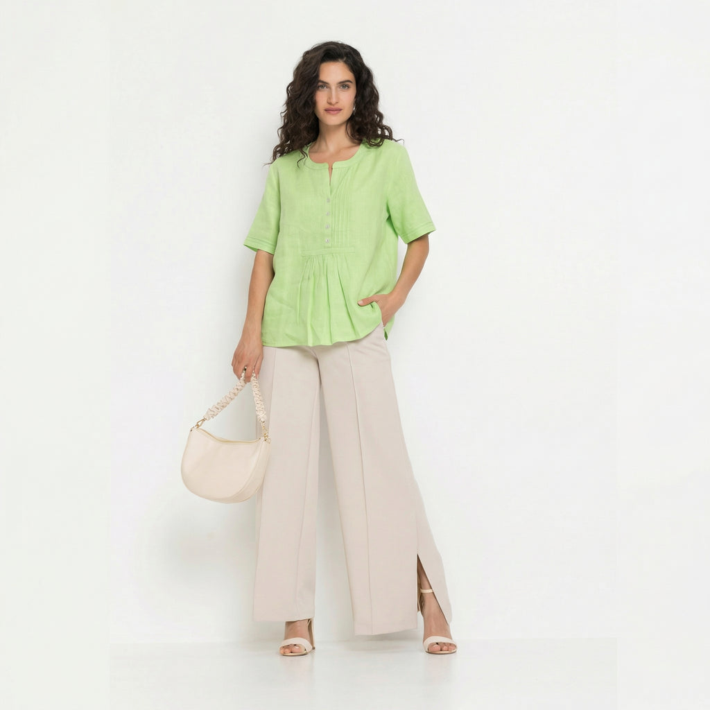 PLEATED YOKE TOP