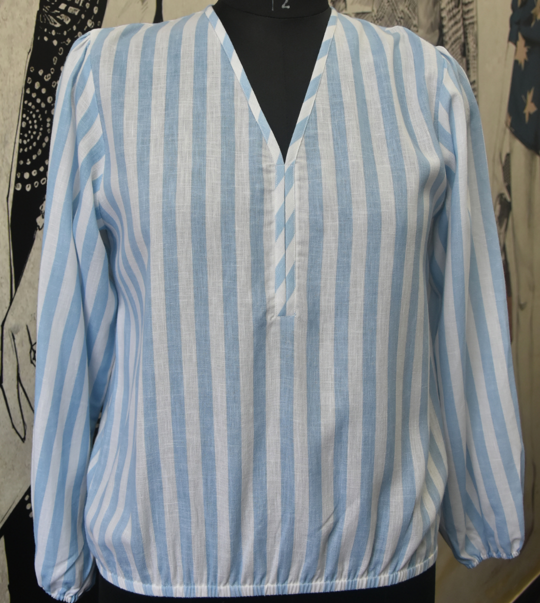 PREMIUM LINEN V-NECK TOP