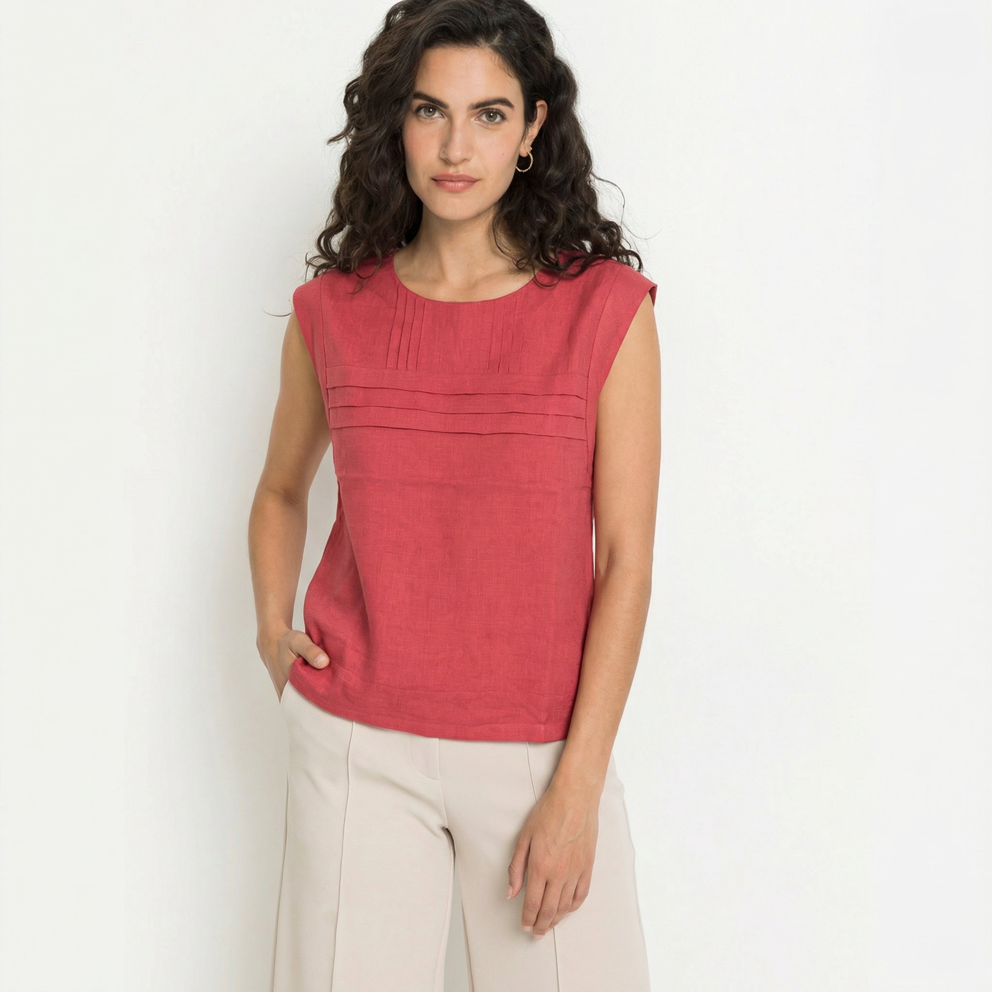 PREMIUM LINEN SLEEVLESS PLEATED TOP