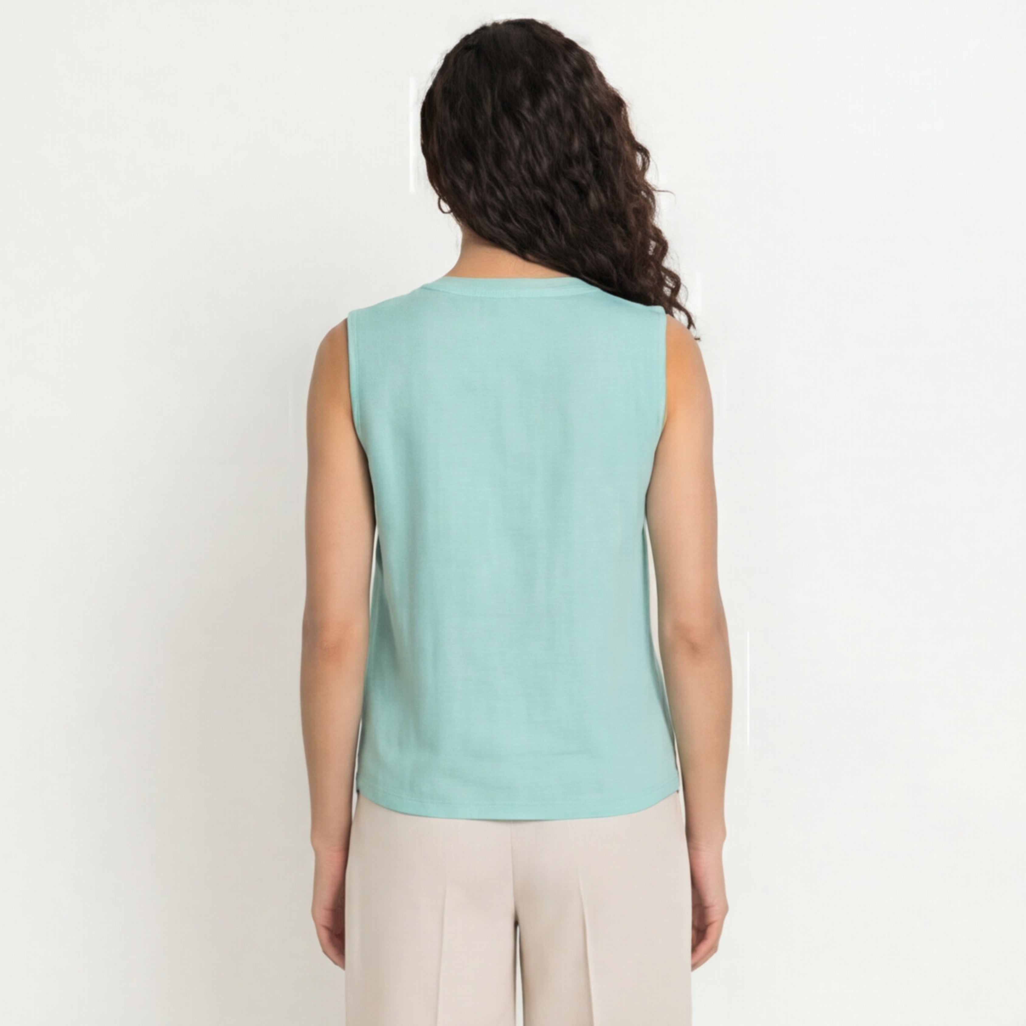 PREMIUM LINEN SLEEVELESS TOP