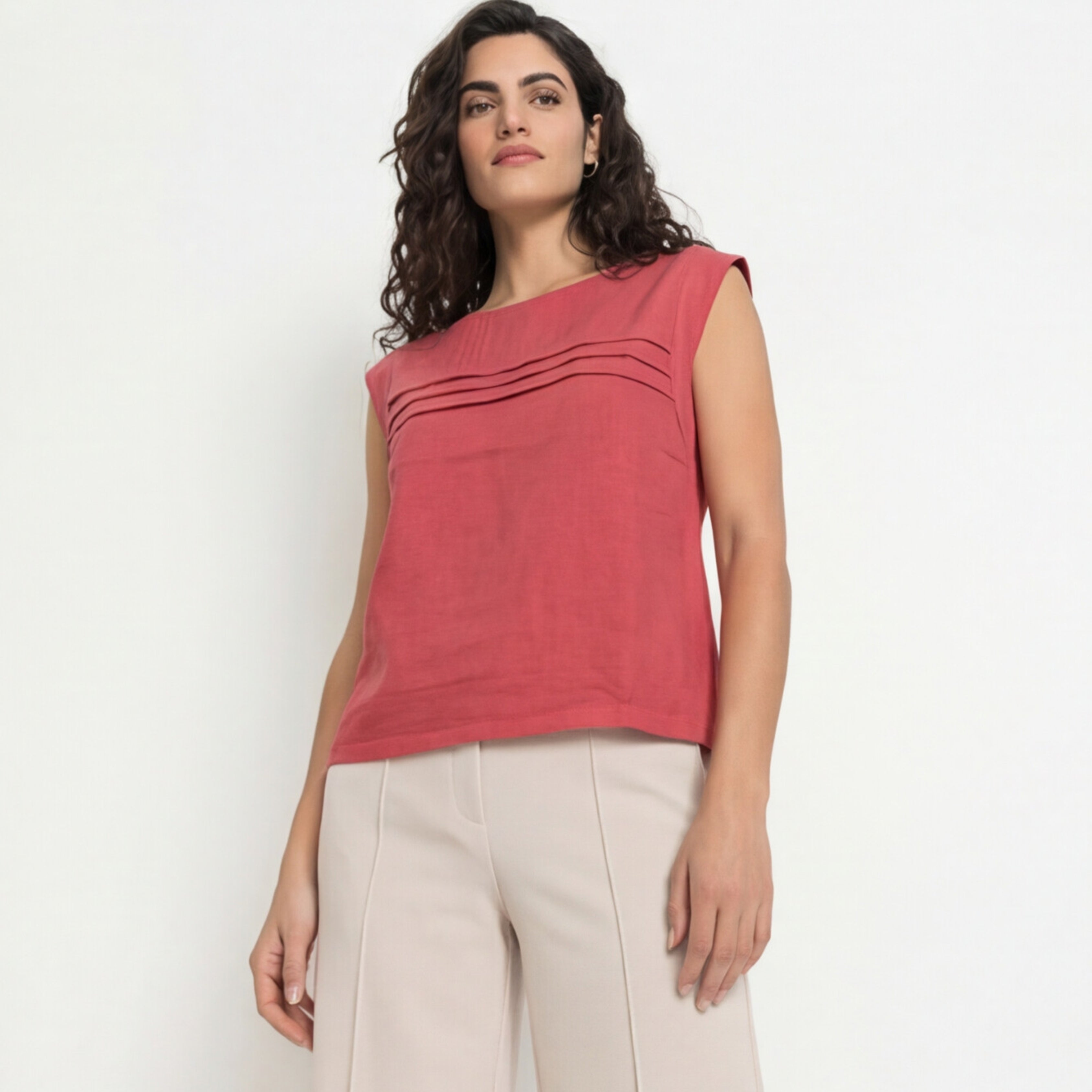 PREMIUM LINEN SLEEVLESS PLEATED TOP