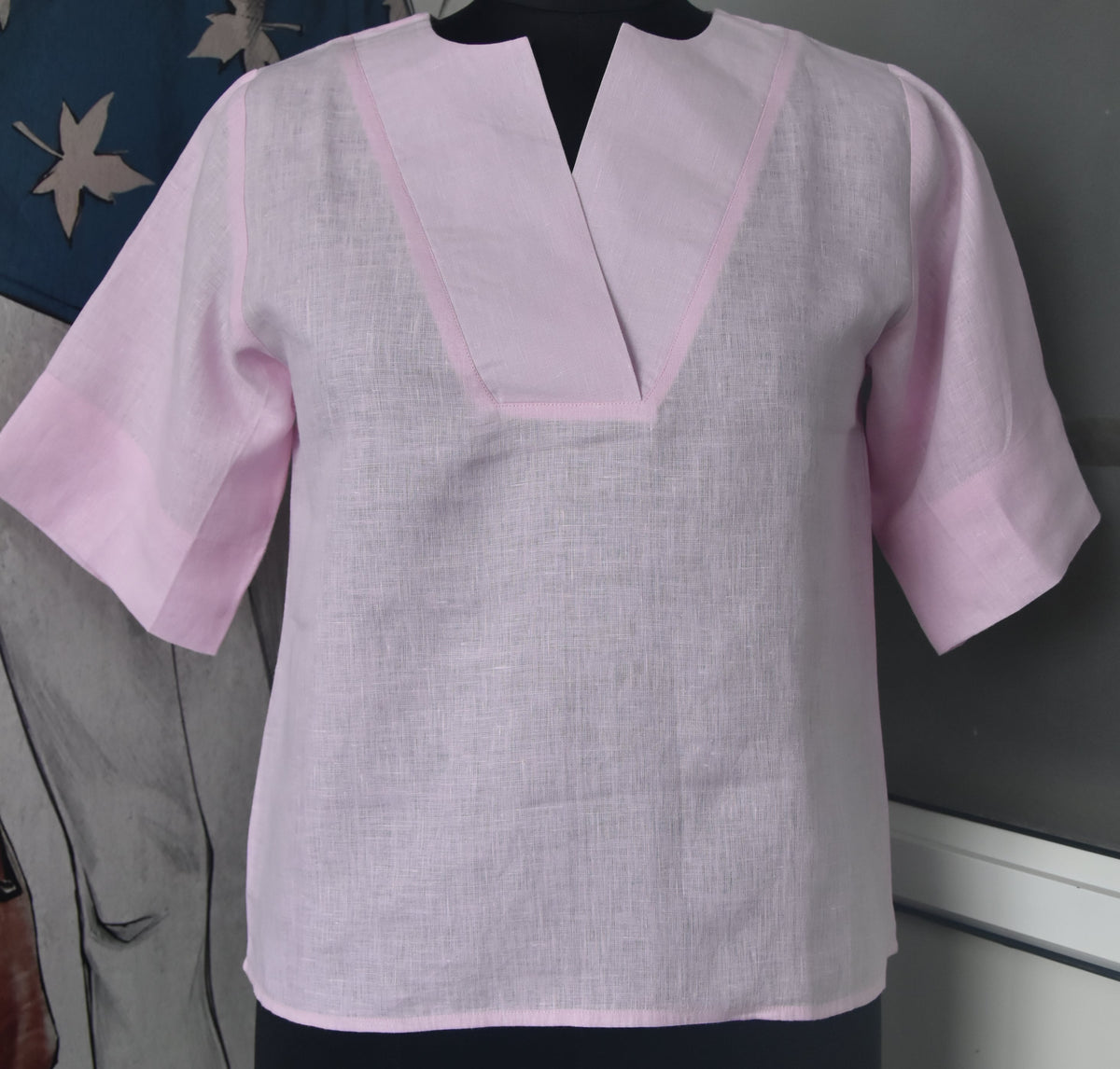 V-NECK CASUAL TOP