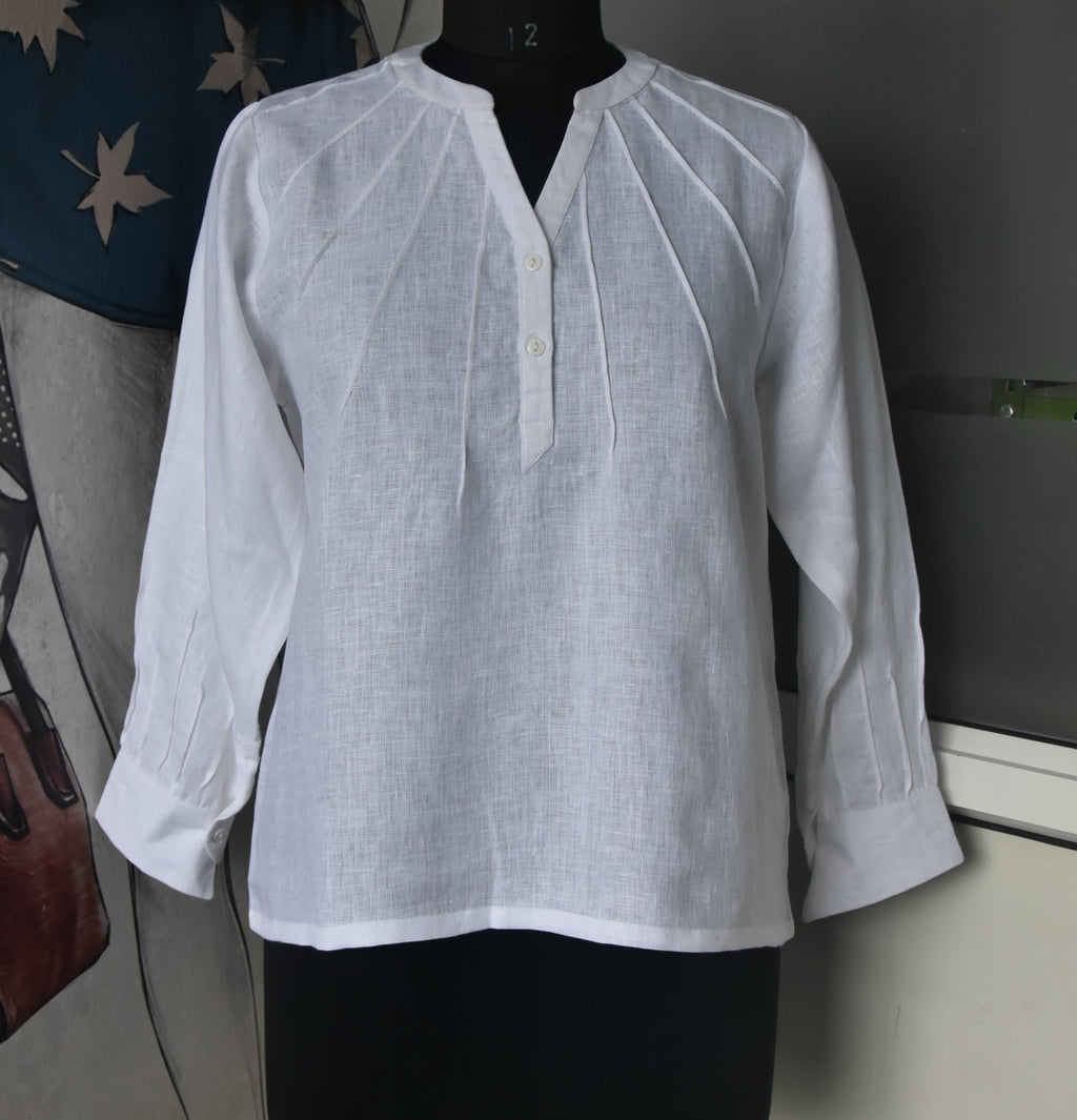 LINEN SPLIT-NECK PINTUCK TOP