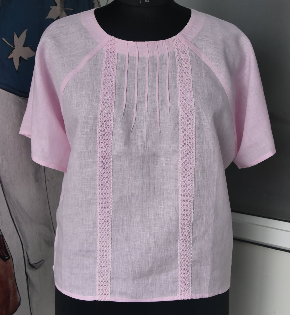 FRONT LACE TOP