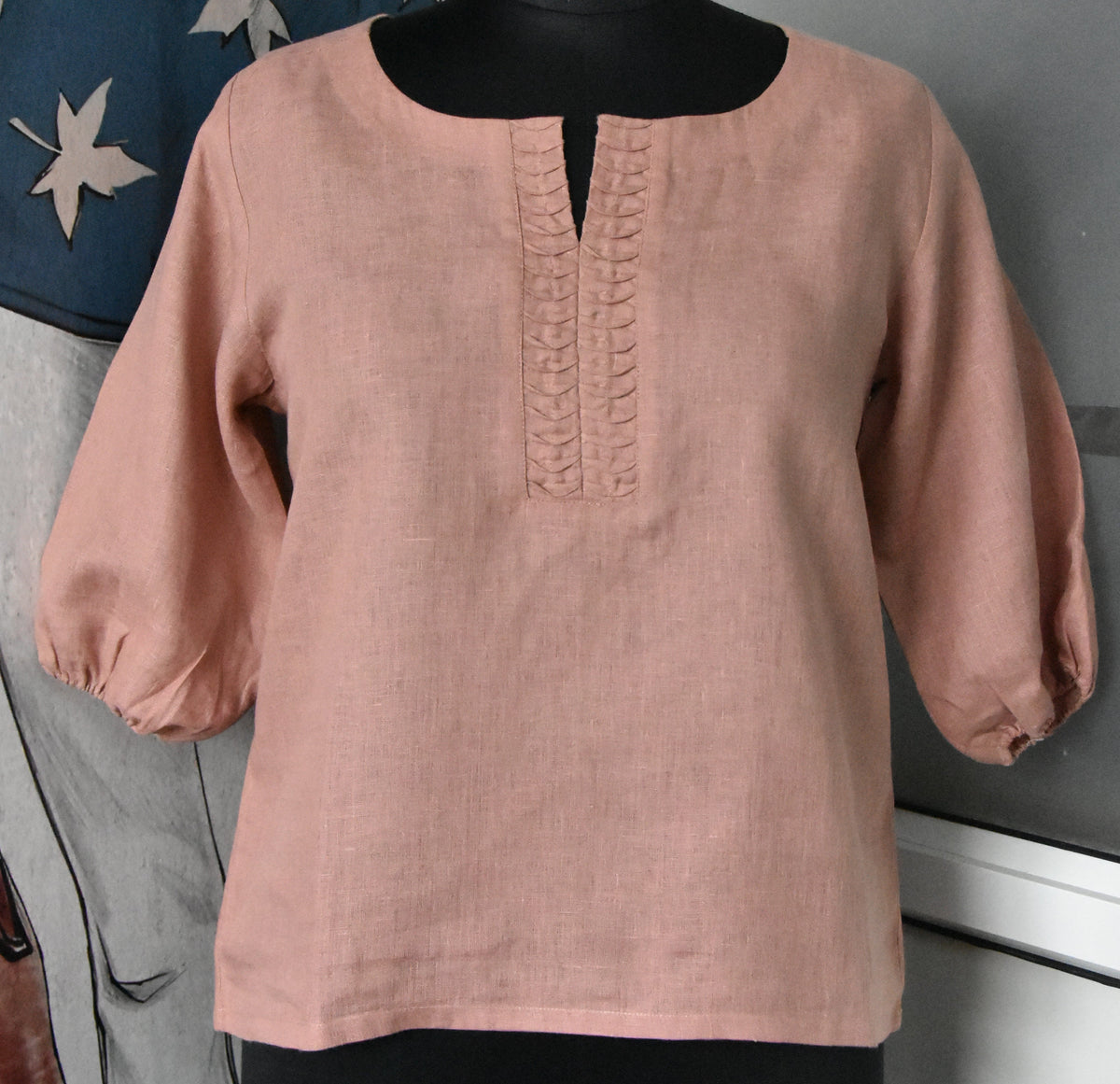 PINTUCK DETAIL TOP